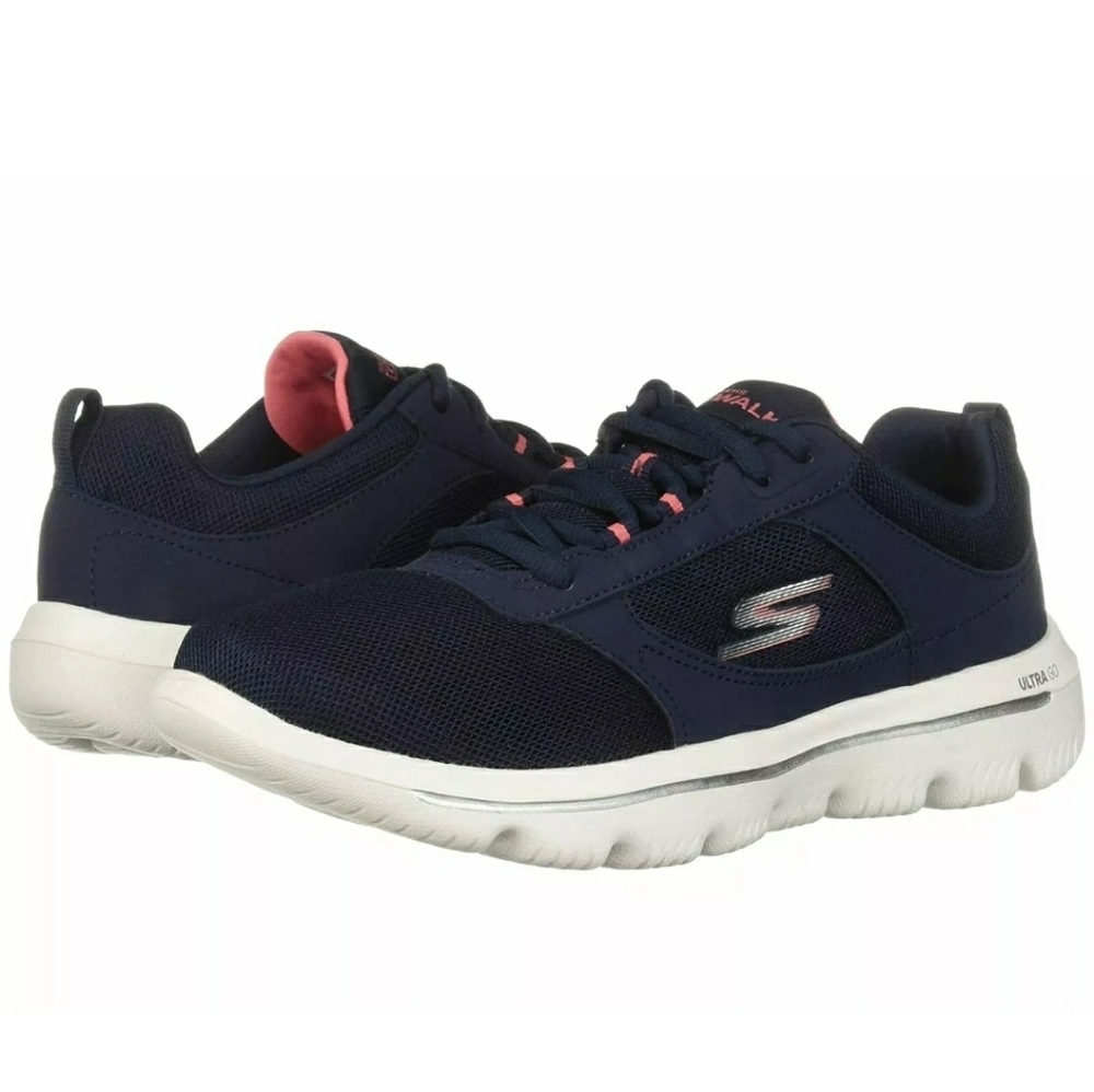 Woman's Shoes SKECHERS Performance Go Walk Evolution Ultra Size 6